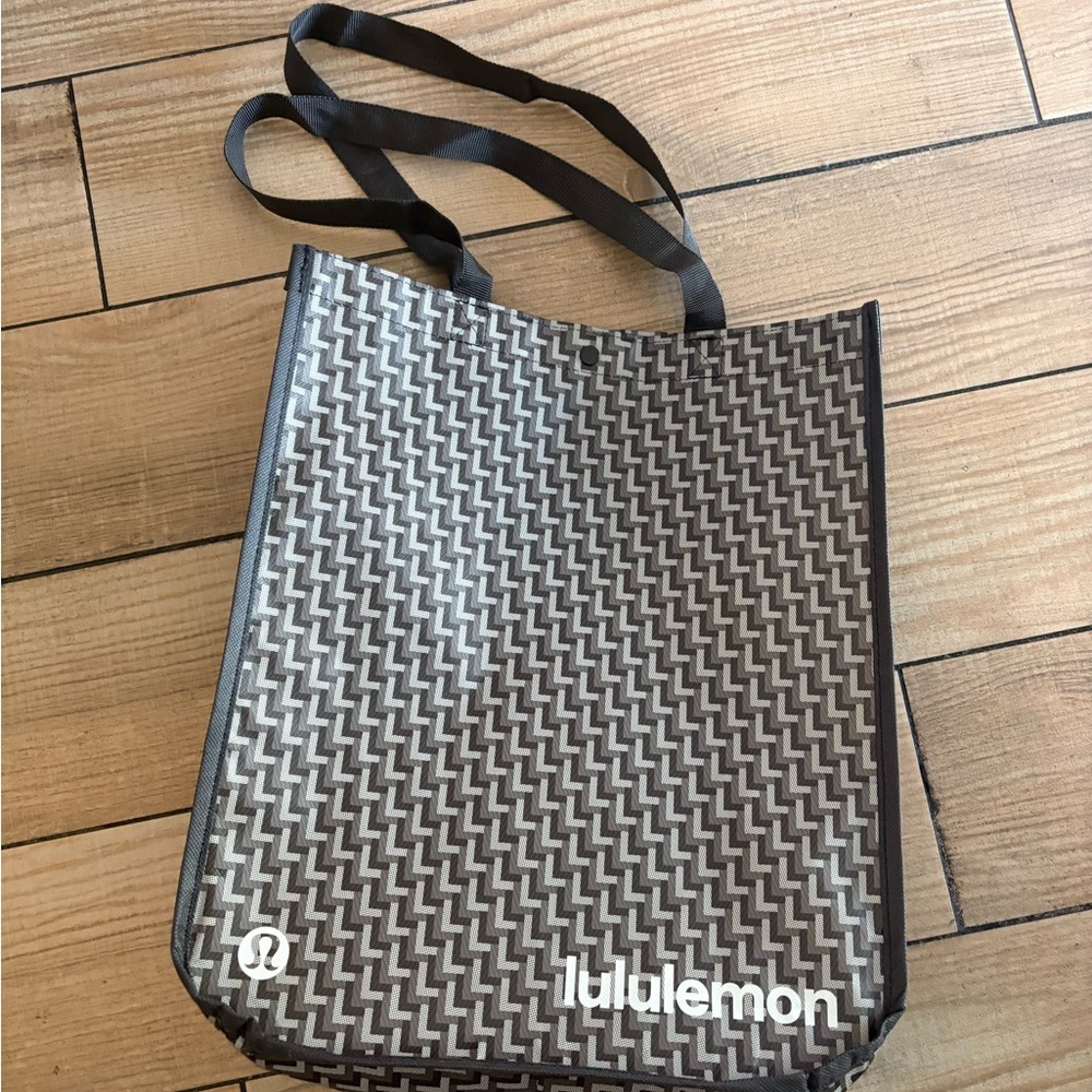 lululemon athletica Black and White Men's Tote